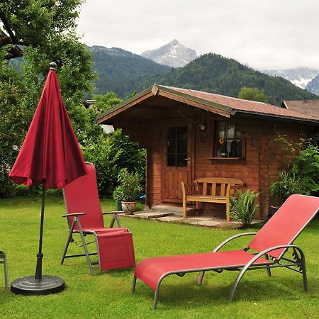 Weidegg - Hotel Garni Garmisch-Partenkirchen Exterior photo