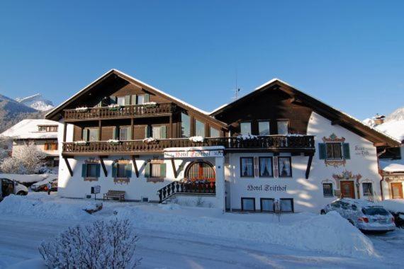 Weidegg - Hotel Garni Garmisch-Partenkirchen Exterior photo