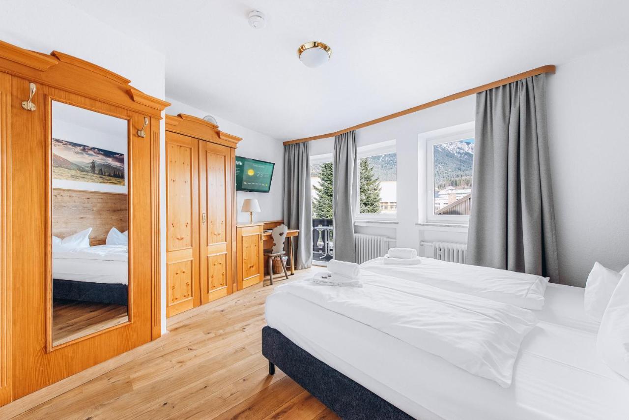 Weidegg - Hotel Garni Garmisch-Partenkirchen Exterior photo