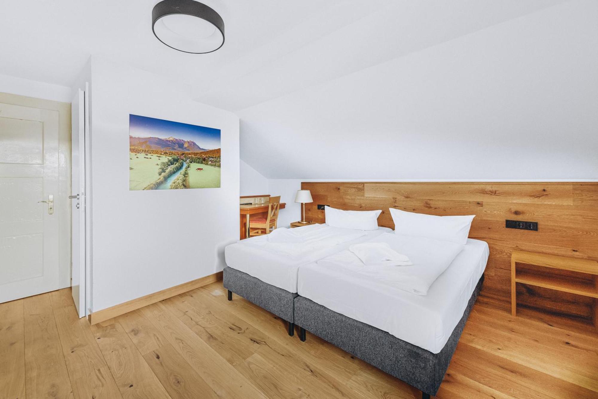 Weidegg - Hotel Garni Garmisch-Partenkirchen Exterior photo